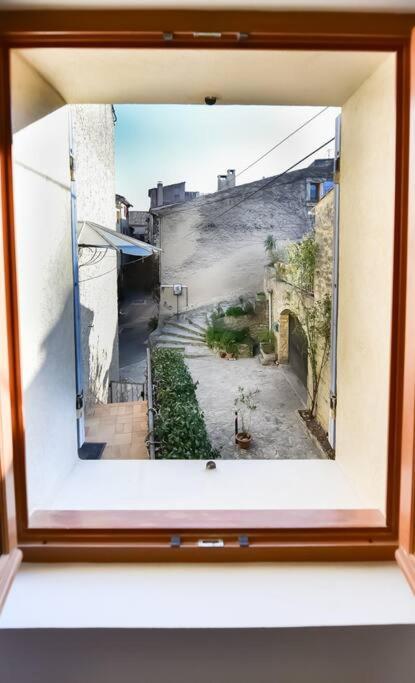 Charmante Maison De Village Au Coeur Du Luberon Cucuron Esterno foto