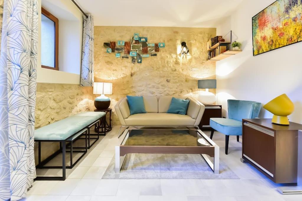 Charmante Maison De Village Au Coeur Du Luberon Cucuron Esterno foto