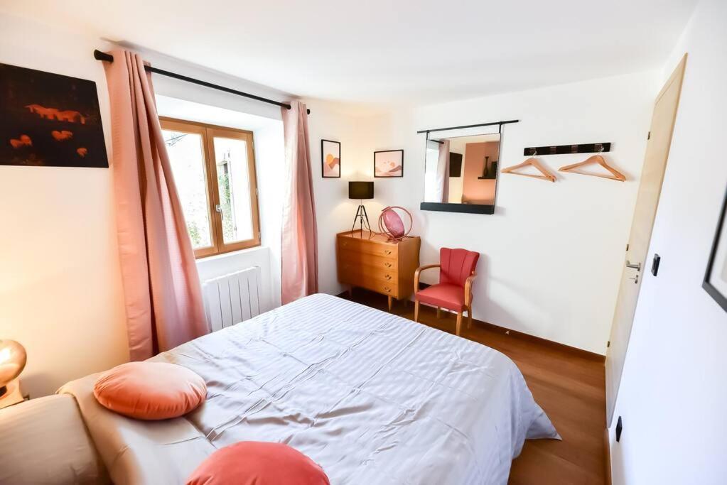Charmante Maison De Village Au Coeur Du Luberon Cucuron Esterno foto